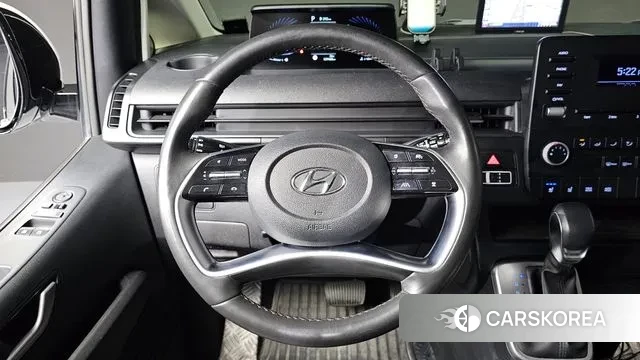 Hyundai Staria 2022 Белый из Кореи, фото 3