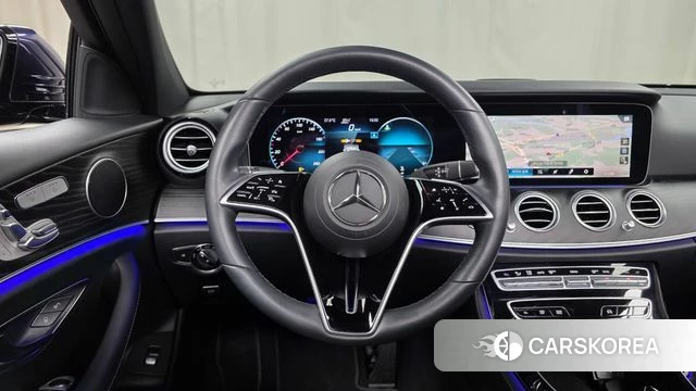 Mercedes-Benz E-Class W213 2022 Синий из Кореи, фото 3
