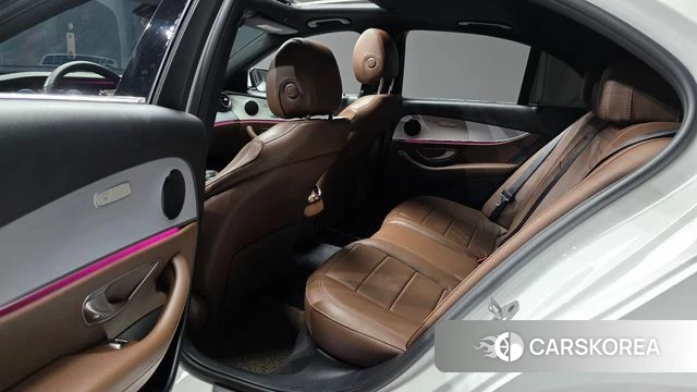 Mercedes-Benz E-Class W213 2020 Белый из Кореи, фото 3