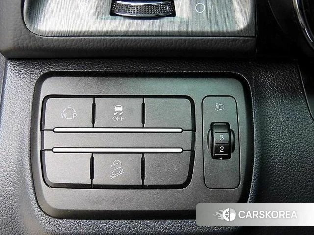 Ssangyong Tivoli Armor 2019 Серый из Кореи, фото 3