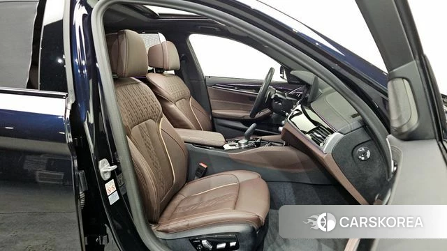 BMW 5 Series (G30) 2023 Синий из Кореи, фото 3