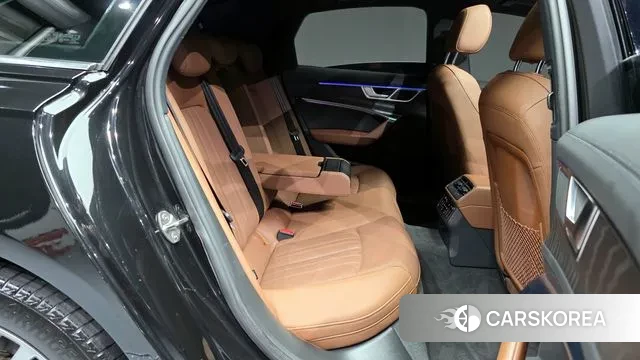 Audi A6 (C8) 2021 Черный из Кореи, фото 3