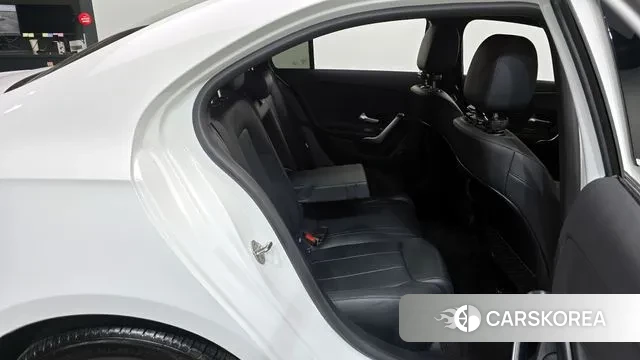 Mercedes-Benz A-Class W177 2022 Белый из Кореи, фото 3