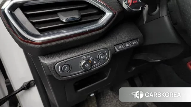 Chevrolet (GM Daewoo) Trailblazer 2020 Белый из Кореи, фото 3