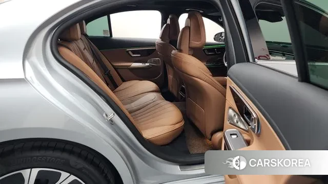 Mercedes-Benz E-Class W214 2025 Серебряный из Кореи, фото 3