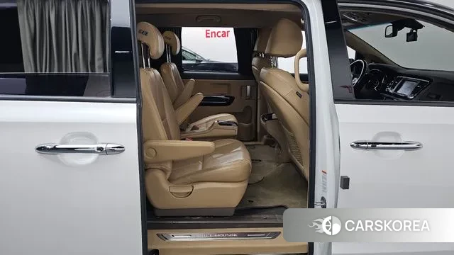 Kia The New Carnival 2019 Белый из Кореи, фото 3