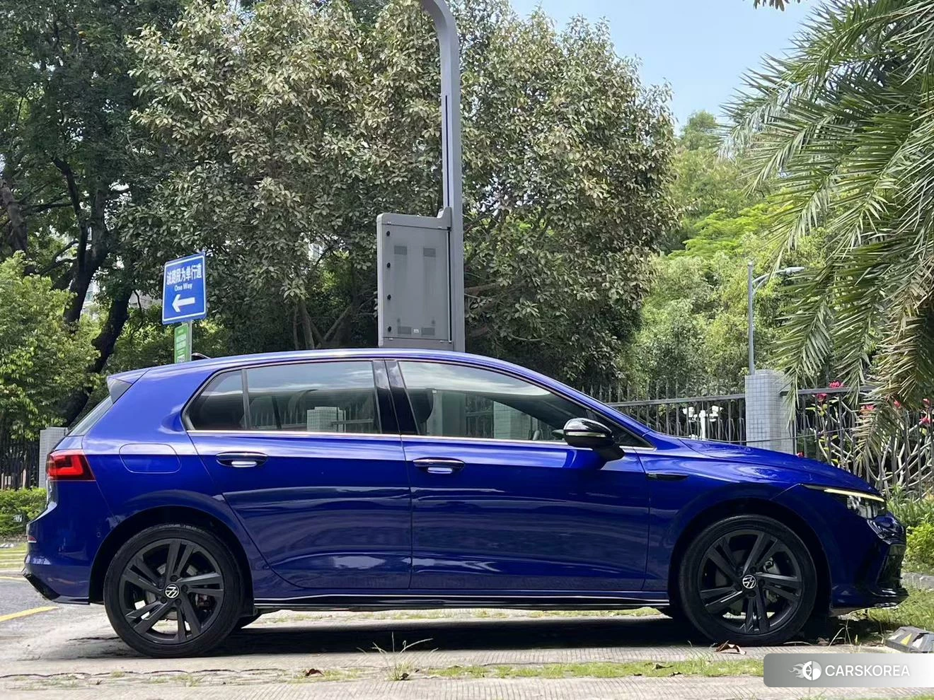 Volkswagen Golf 2020 Синий из Китая, фото 3