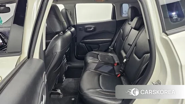 Jeep Compass 2nd Generation 2018 Белый из Кореи, фото 3