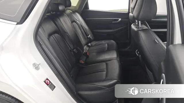 Hyundai Sonata (DN8) 2021 Белый из Кореи, фото 3