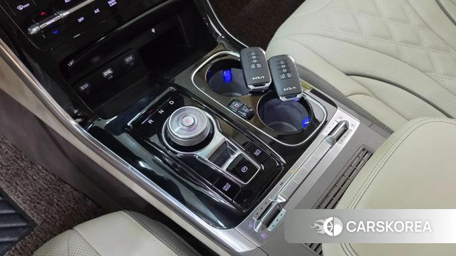 Kia Carnival 4th generation 2022 Белый из Кореи, фото 3