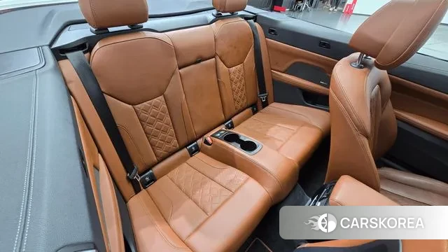 BMW 4 Series (G22) 2023 Белый из Кореи, фото 3