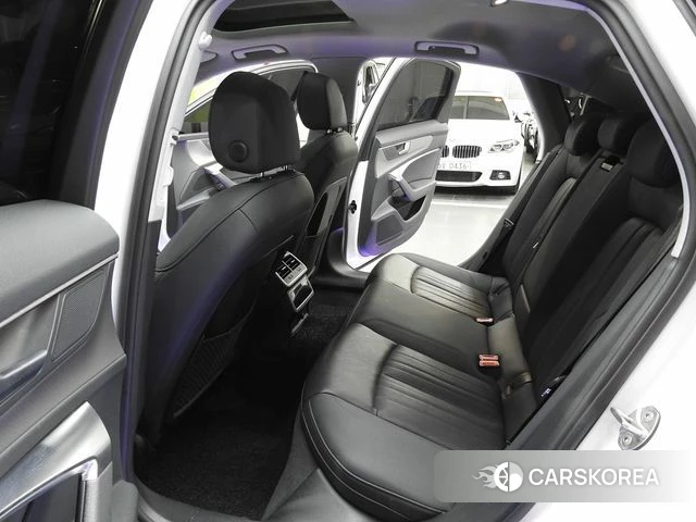 Audi A6 (C8) 2021 Белый из Кореи, фото 3