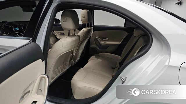 Mercedes-Benz A-Class W177 2020 Белый из Кореи, фото 3