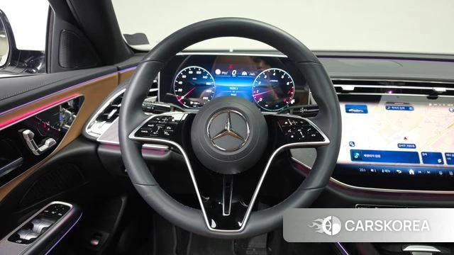 Mercedes-Benz E-Class W214 2024 Белый из Кореи, фото 3