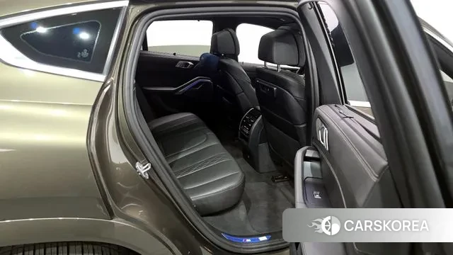 BMW X6 (G06) 2023 Коричневый из Кореи, фото 3