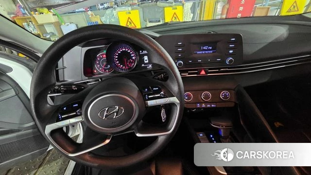 Hyundai Avante (CN7) 2021 Белый из Кореи, фото 3