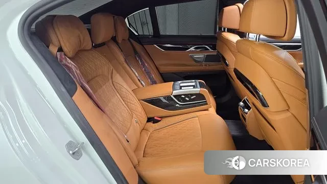 BMW 7 Series (G11) 2020 Белый из Кореи, фото 3