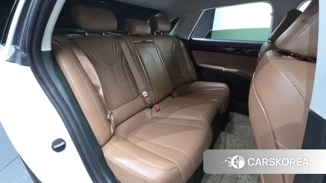 Hyundai Grandeur Hybrid (GN7) 2023 Белый из Кореи, фото 3