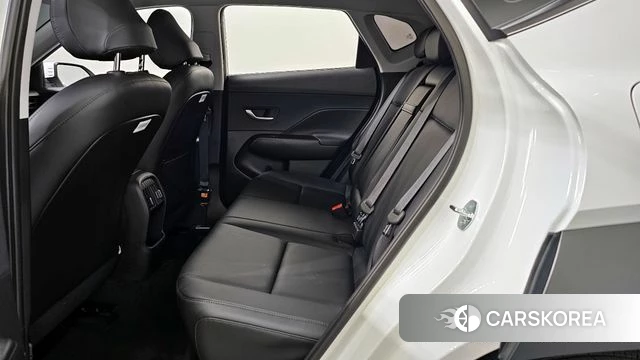 Hyundai Kona (SX2) 2025 Белый из Кореи, фото 3