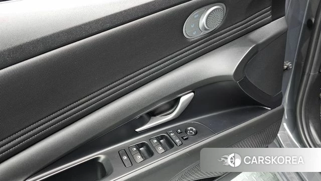 Hyundai The New Avante (CN7) 2023 Серый из Кореи, фото 3