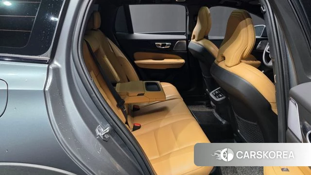Volvo V60 Cross-Country 2nd Generation 2019 Серый из Кореи, фото 3