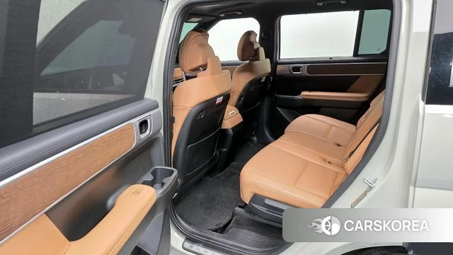 Hyundai Santa Fe (MX5) 2024 Жемчужный цвет из Кореи, фото 3