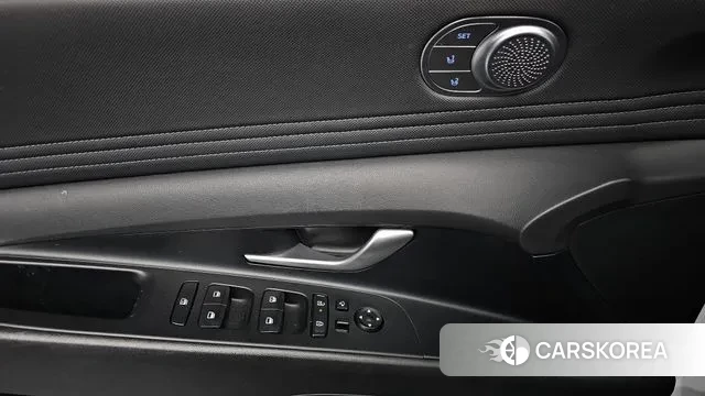 Hyundai The New Avante (CN7) 2023 Белый из Кореи, фото 3