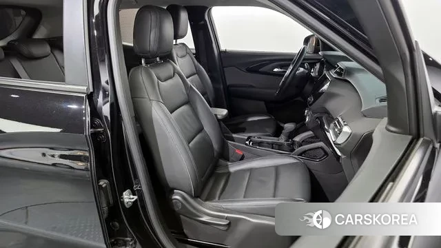 Chevrolet (GM Daewoo) Trailblazer 2021 Черный из Кореи, фото 3