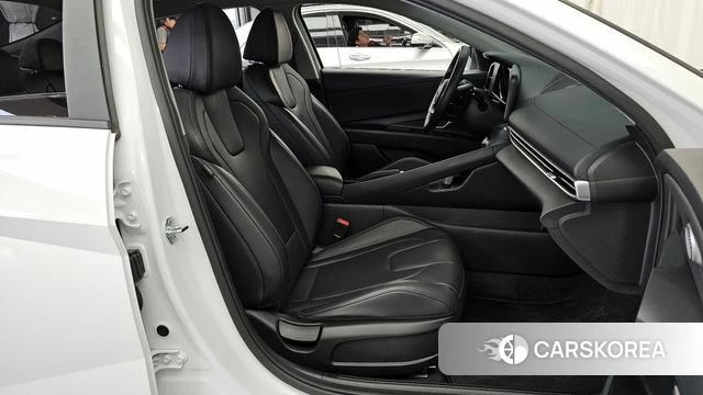 Hyundai Avante (CN7) 2021 Белый из Кореи, фото 3