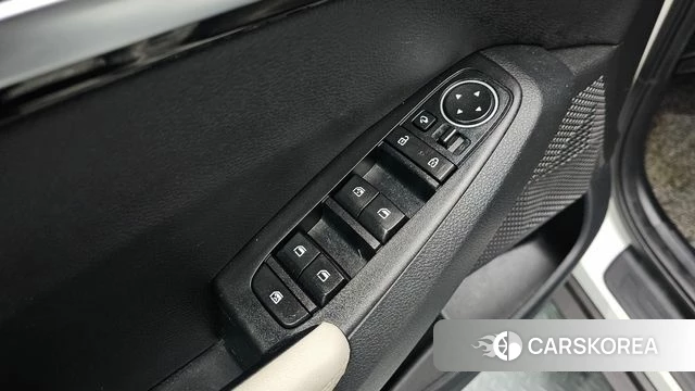 Kia Seltos 2021 Белый из Кореи, фото 3