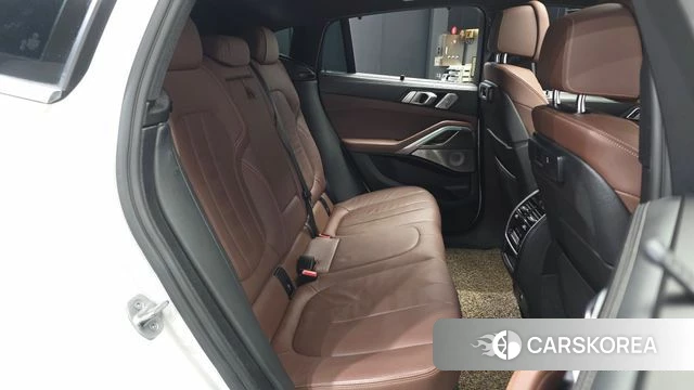 BMW X6 (G06) 2021 Белый из Кореи, фото 3