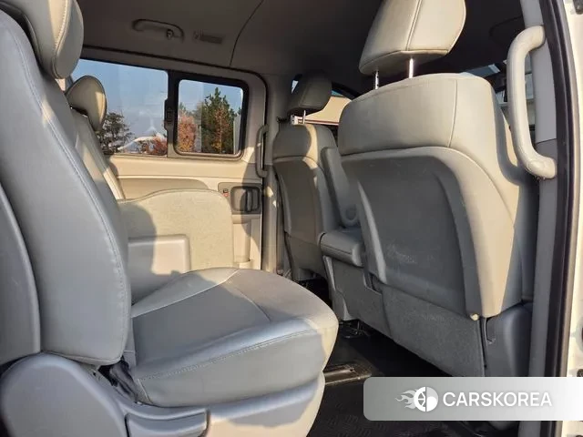 Hyundai The New Grand Starex 2020 Белый из Кореи, фото 3