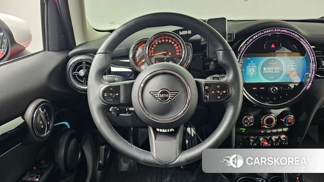 Mini Cooper 2022 Красный из Кореи, фото 3