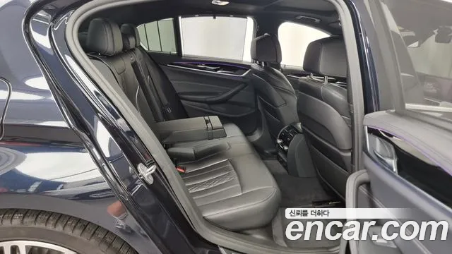 BMW 5 Series (G30) 2019 Черный из Кореи, фото 3