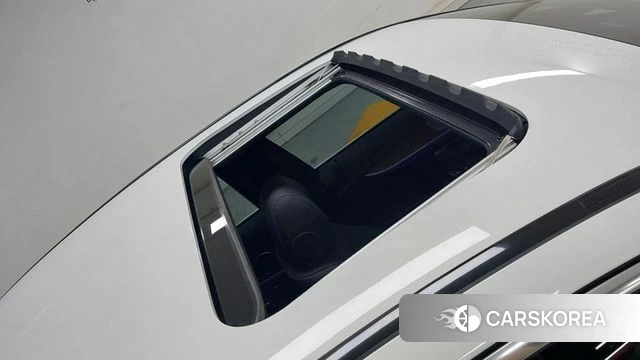 Mercedes-Benz E-Class W213 2023 Белый из Кореи, фото 3