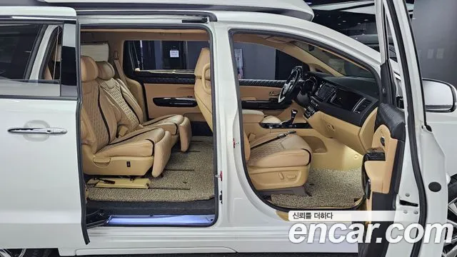 Kia The New Carnival 2019 Белый из Кореи, фото 3