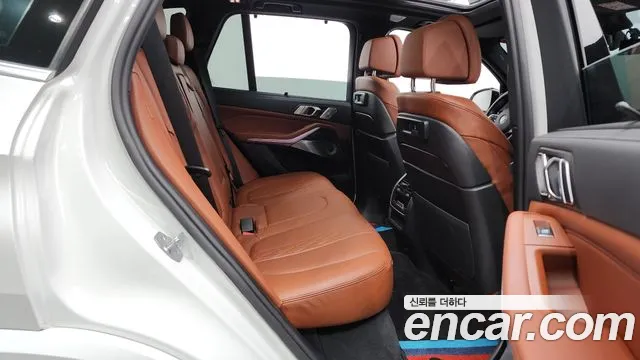 BMW X5 (G05) id 2671068 из Кореи 3