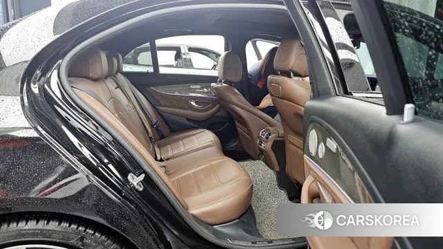 Mercedes-Benz E-Class W213 2019 Черный из Кореи, фото 3