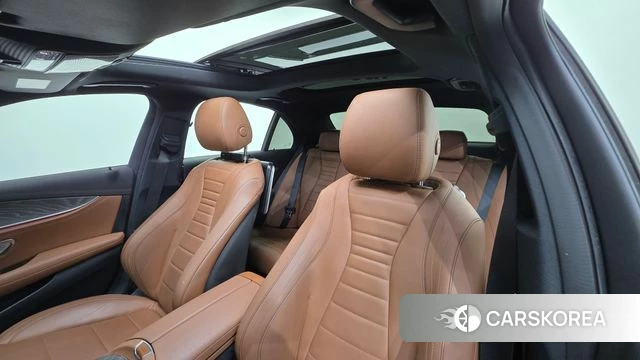 Mercedes-Benz E-Class W213 2021 Белый из Кореи, фото 3