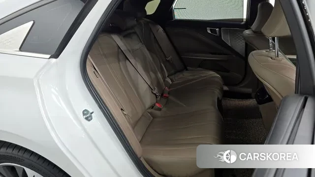 Kia K8 Hybrid 2023 Белый из Кореи, фото 3