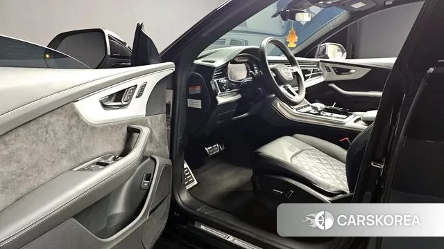 Audi Q8 (4M) 2022 Черный из Кореи, фото 3