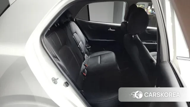 Kia Morning Urban (JA) 2023 Белый из Кореи, фото 3