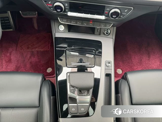 Audi Q5L 2025 Черный из Китая, фото 3