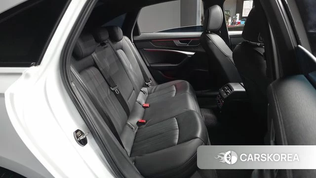 Audi A6 (C8) 2019 Белый из Кореи, фото 3