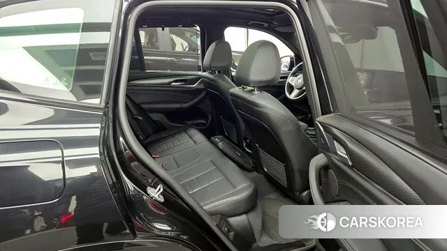 BMW X3 (G01) 2023 Черный из Кореи, фото 3