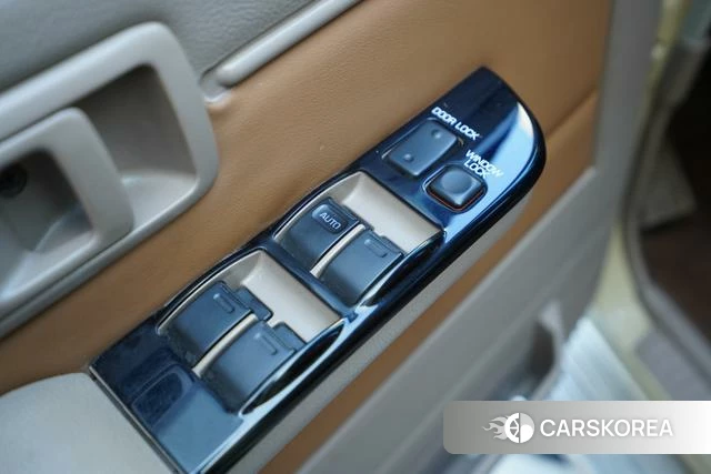 Toyota Land Cruiser 70 Series 2024 Желтый из Китая, фото 3