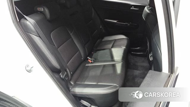 Kia Sportage 4th Generation 2018 Белый из Кореи, фото 3