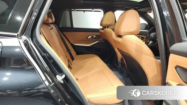 BMW 3 Series (G20) 2024 Черный из Кореи, фото 3