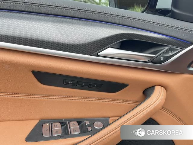 BMW 5 series (imported) 2023 Белый из Китая, фото 3