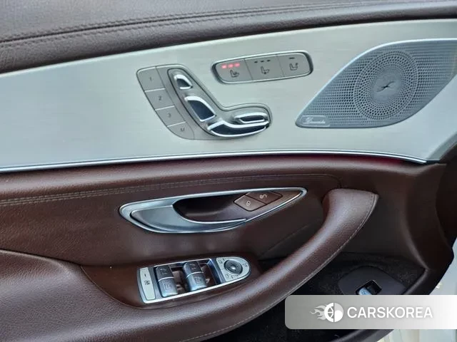 Mercedes-Benz CLS-Class C257 2018 Белый из Кореи, фото 3